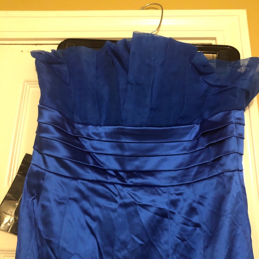 Bebe Dress - Picture 3 of 8